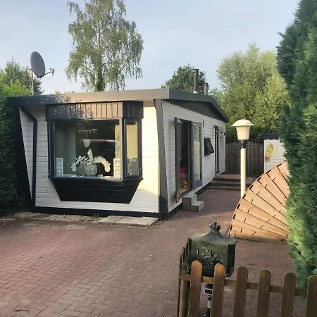 Ten Hove Chalet *